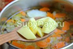 मांस के साथ आलू का सूप - मूल व्यंजन